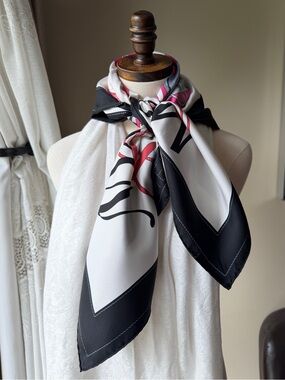 Hermes “monsieur & madame” Scarf
